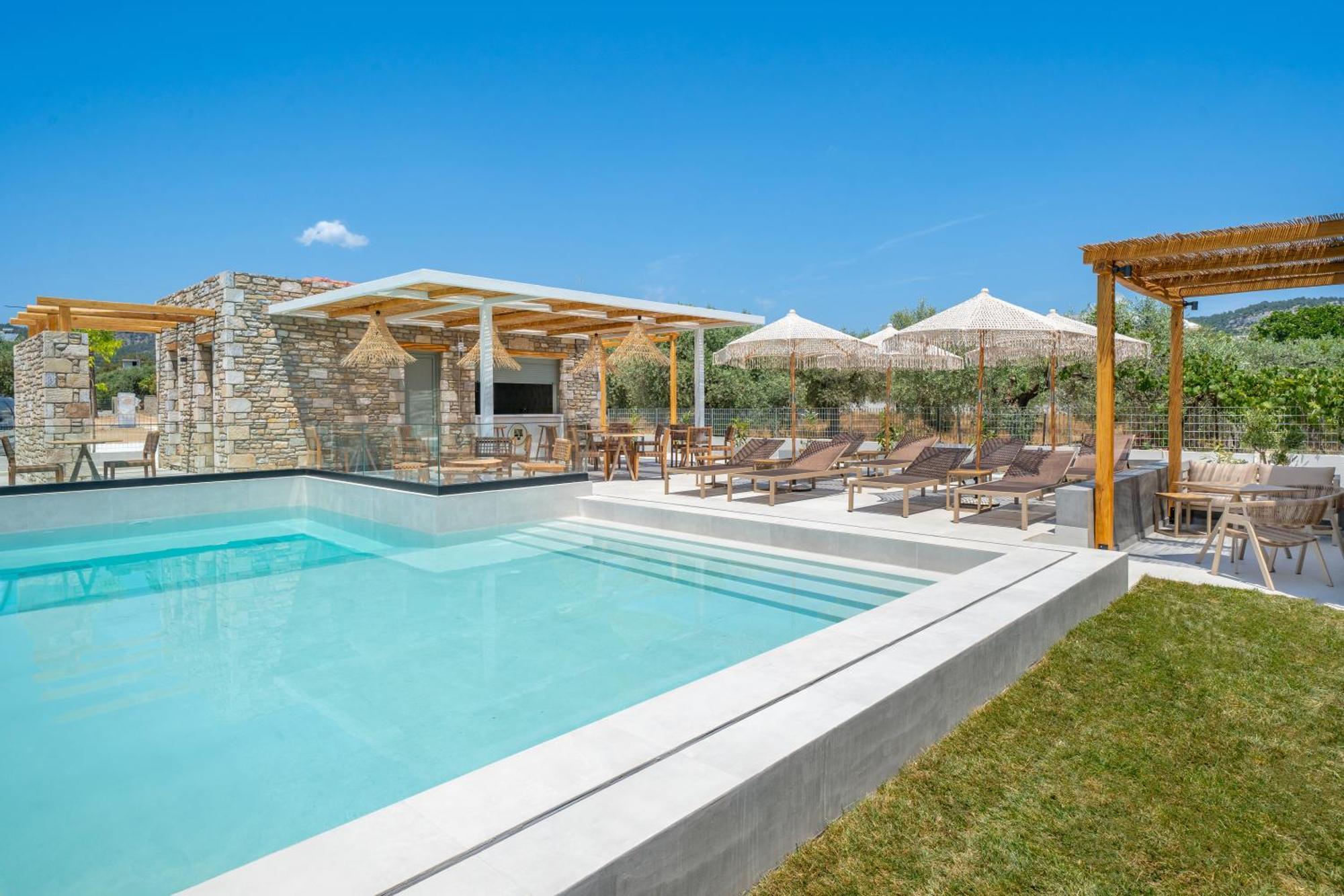 Azzure Luxury Suites Potos Exterior foto